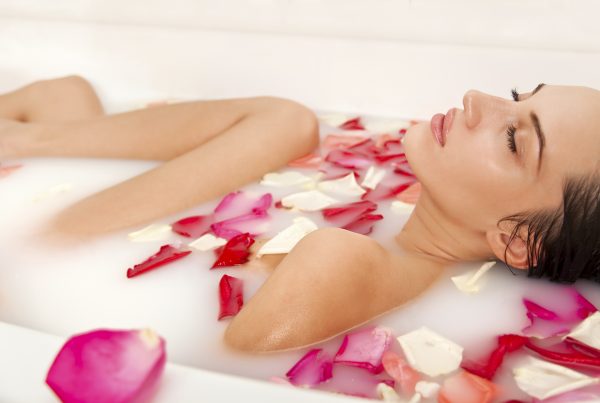 Cleopatra style milk bath with roses at CHO