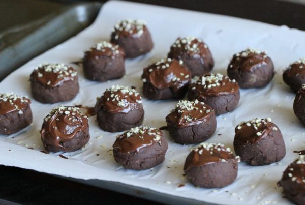 Vegan protein chocolate treats