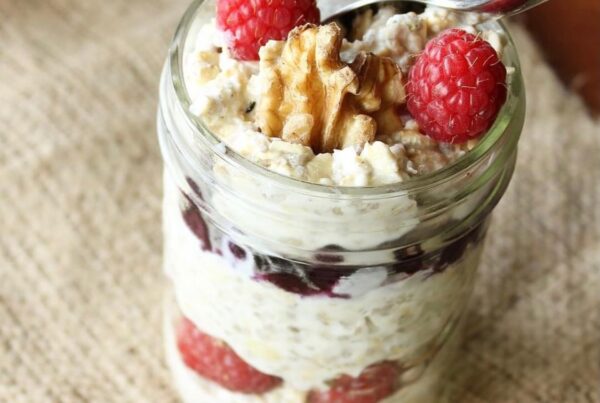 Berry and walnut overnight oatmeal